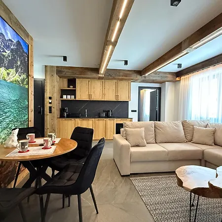 Greenhill Bachleda *