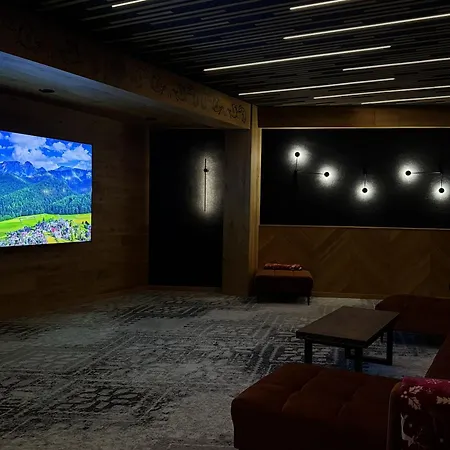 Greenhill Bachleda Ζακοπάνε