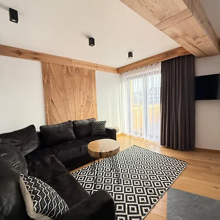 Greenhill Bachleda Apartment