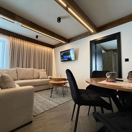 Greenhill Bachleda Apartment