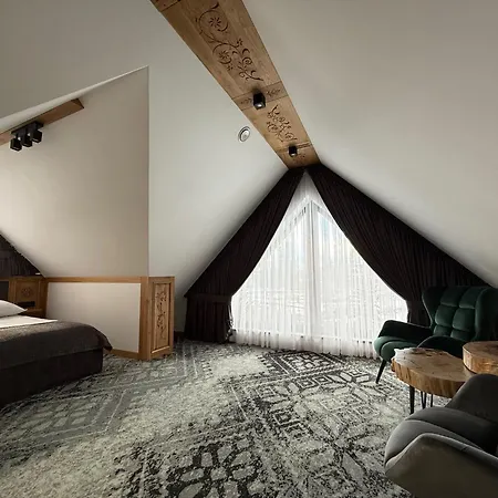 Greenhill Bachleda *