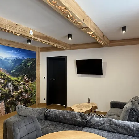 Greenhill Bachleda Apartment