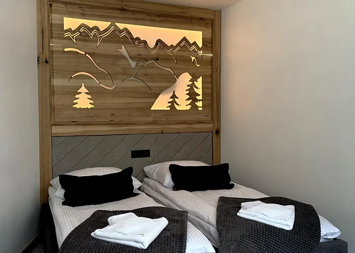 Greenhill Bachleda Daire